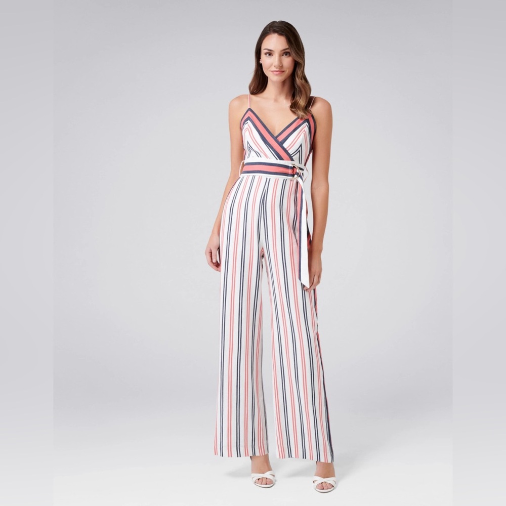 Forever new jumpsuit NWT